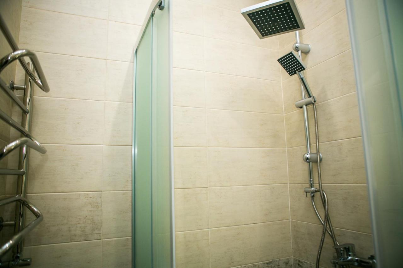 Luxury Flat In Downtown Lviv Exterior foto