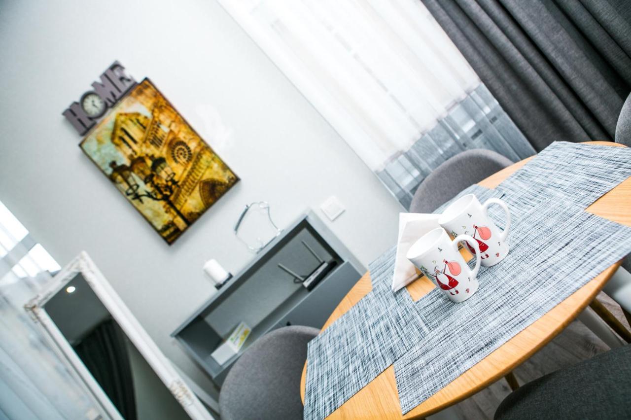 Luxury Flat In Downtown Lviv Exterior foto