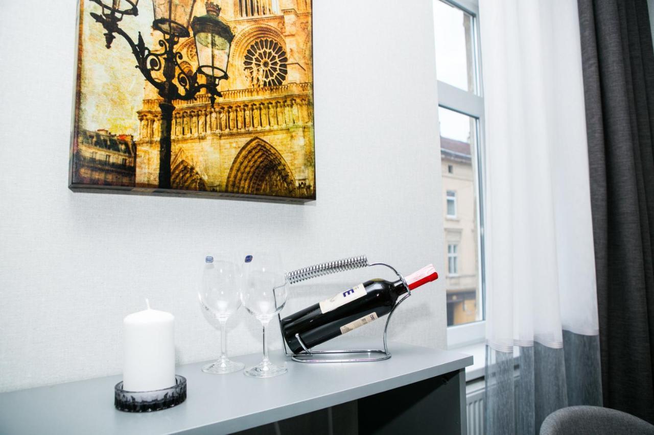 Luxury Flat In Downtown Lviv Exterior foto